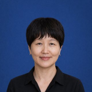 Lily Li RMT and Acupuncturist in Nepean Ottawa